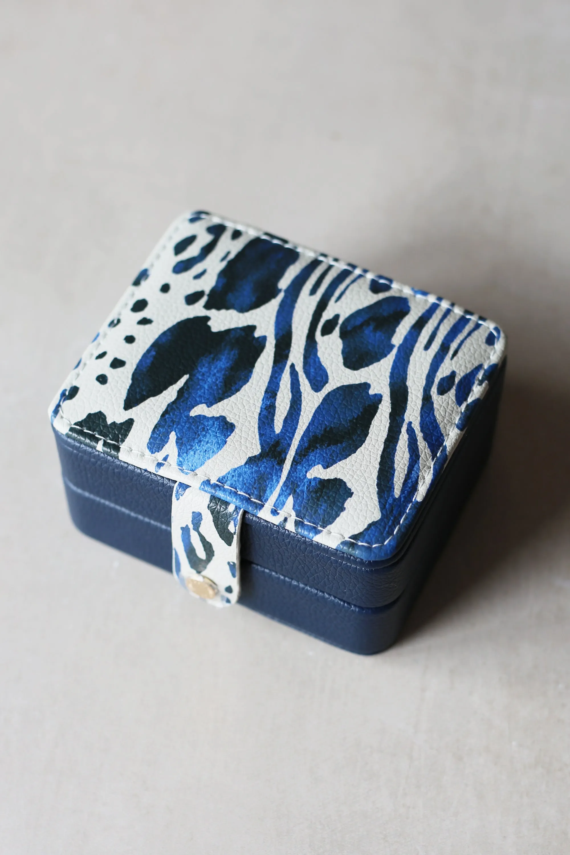 Praise Small Jewellery Box